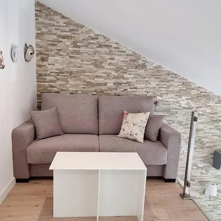 Aurore Duplex - New Апартаменти Лісабон
