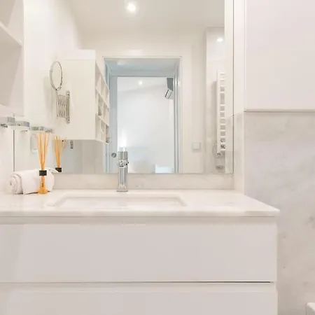 Aurore Duplex - New Апартаменти Лісабон