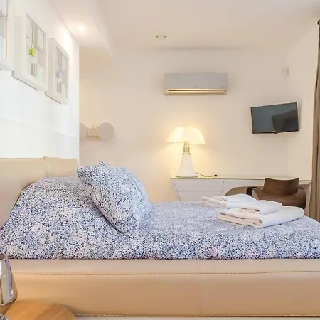 Aurore Duplex - New 아파트 *